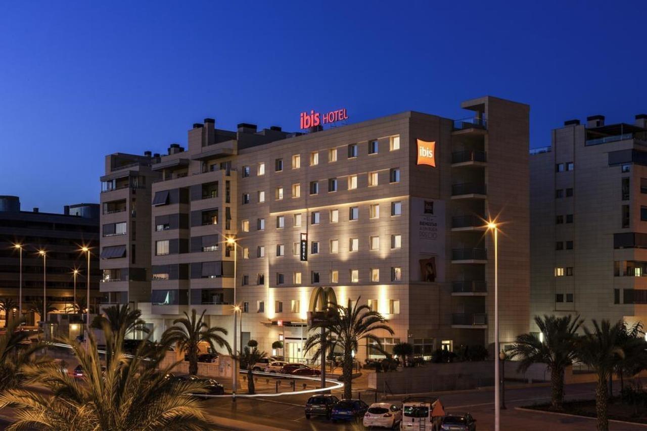 Ibis Elche Hotel Exterior photo